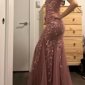 Evening gown / Prom Dress